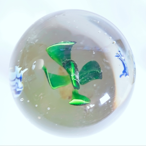 Two Vintage Murano Blown Glass Paper Weights - Picture 4 of 7